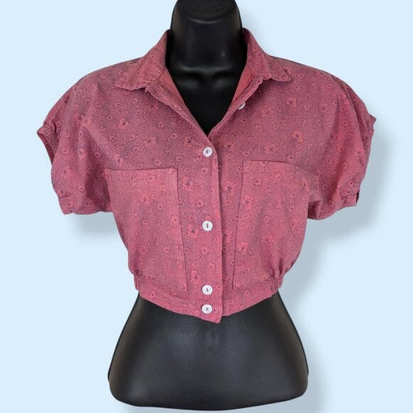 LSA Classics Tops - Vintage LSA Classics Floral Crop Top